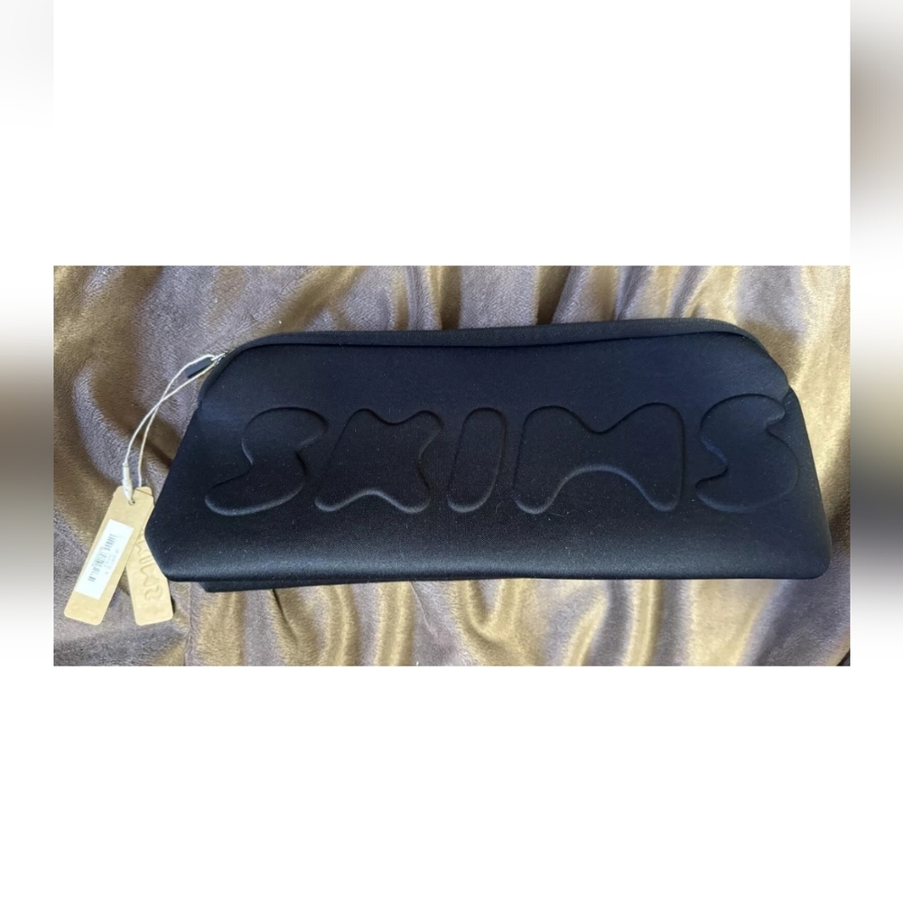 NWT SKIMS Neoprene Black LongPouch Bag Clutch for Shapewear Makeup Lingerie NWT - Picture 5 of 5
